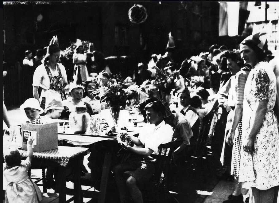 VE Day celebrations on Ross Way 1945
