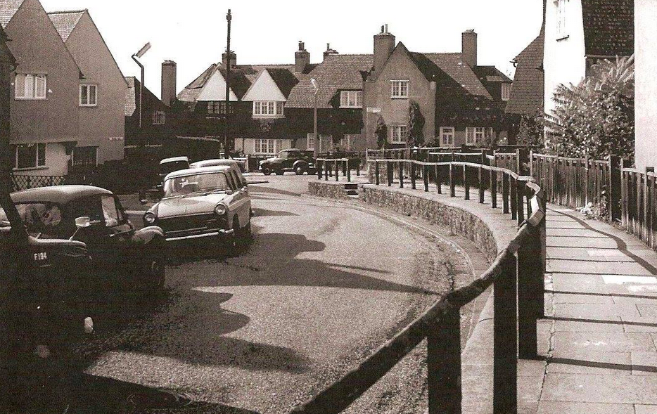 Ross Way street scene